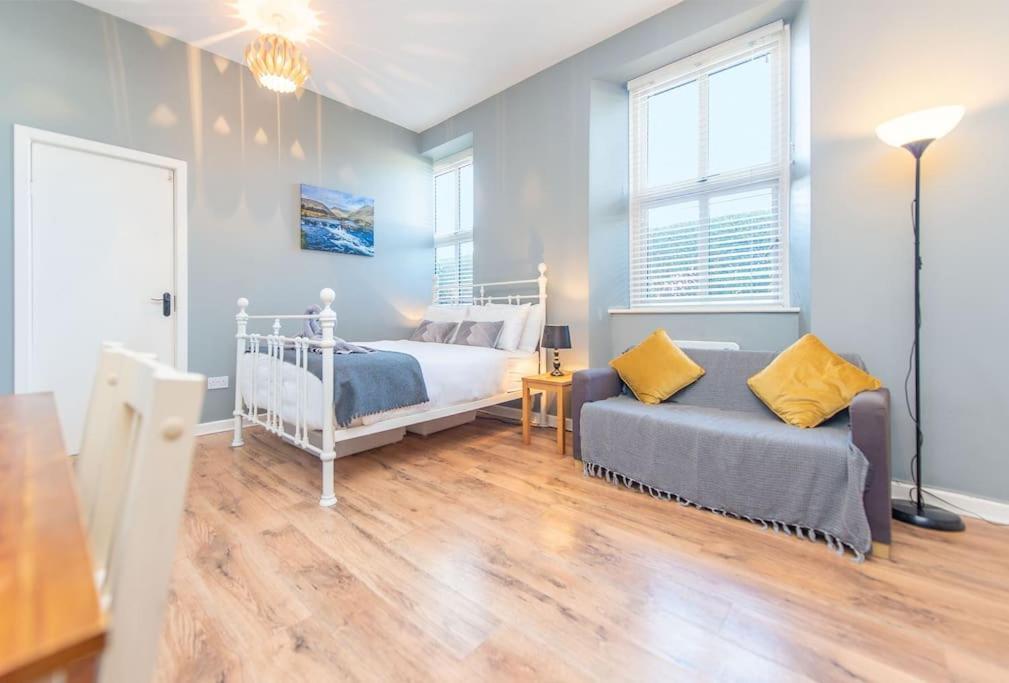 Clonbur House - Studio Village Apartment Γκάλγουεϊ Εξωτερικό φωτογραφία