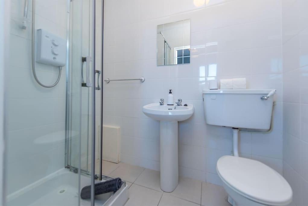 Clonbur House - Studio Village Apartment Γκάλγουεϊ Εξωτερικό φωτογραφία