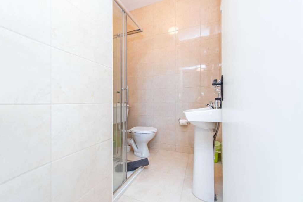 Clonbur House - Studio Village Apartment Γκάλγουεϊ Εξωτερικό φωτογραφία